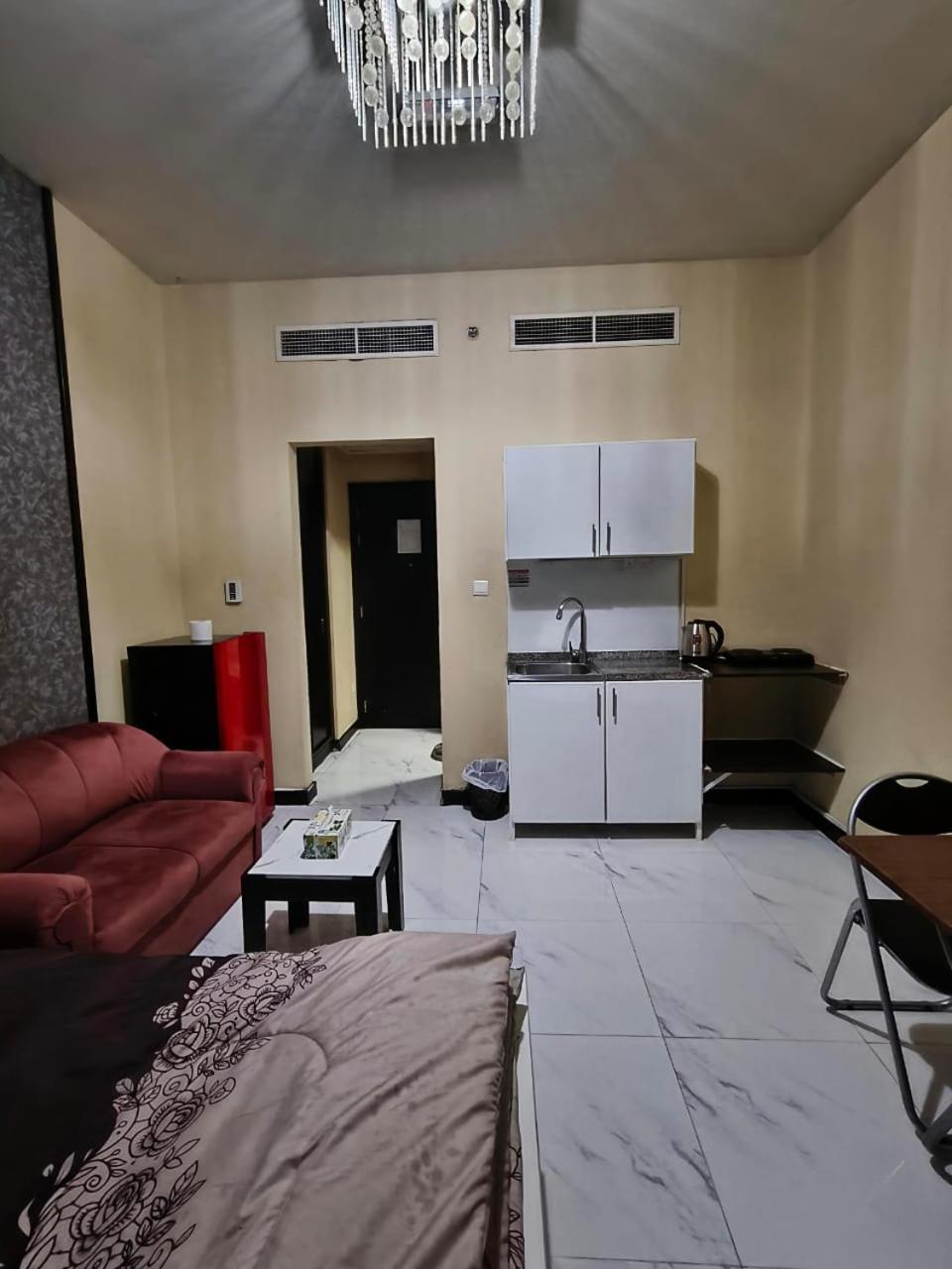 Apartment Bb Homes For Traveller's & Backpacker's Abu Dhabi